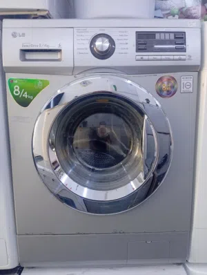 LG 8/4 FRONT LOAD WASHING MACHINE VERY EXCELLENT CONDITION WITH DELIVERY