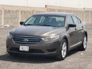 Used Ford Taurus in Al Riyadh