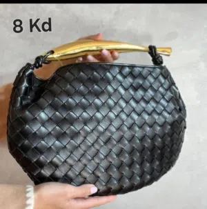 شنط يد للبيع شبه جديد