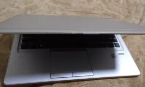 قابل للتفاوض EliteBook معالج Intel Core i7 SSD الجهاز شغال ممتاز على (تمت إزا