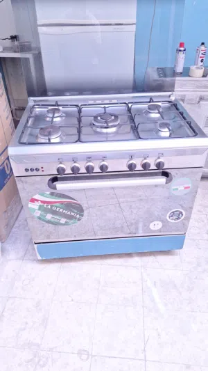 بيع طباخ جليم جاز إيطالي مقاس 90/60سم بحاله ممتازه جدا مع التوصيل والكفاله