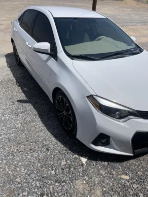 Used Toyota Corolla in Al Dakhiliya