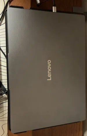 Lenovo slim 3 (2025)