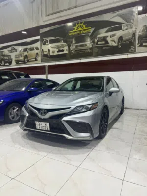 تيوتا كامري XSE 6 سلندر وارد امريكي غرق تعمل وتسير مغلفة بالكامل PPF (نانو)