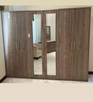 6 door cupboard with very good condition for sale