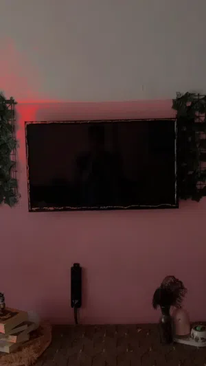 تلفزيون Haier موديل led LCD حجم التلفزيون 32 انش حجم 32
