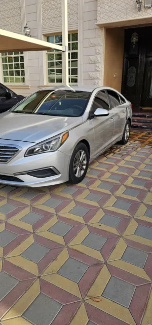 هايونداي سوناتا 2016 بحالة ممتازة مواصفات امريكي 18 الف درهم. HYUNDAI SONATA 2016 PERFECT 18000Dhs
