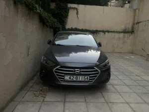 Used Hyundai Avante in Amman