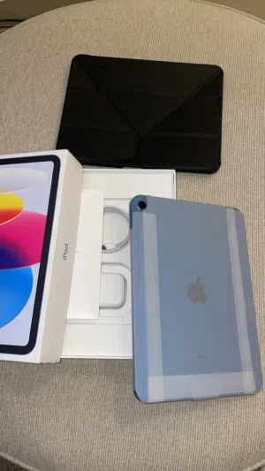 Apple iPad 10 64 GB in Al Riyadh