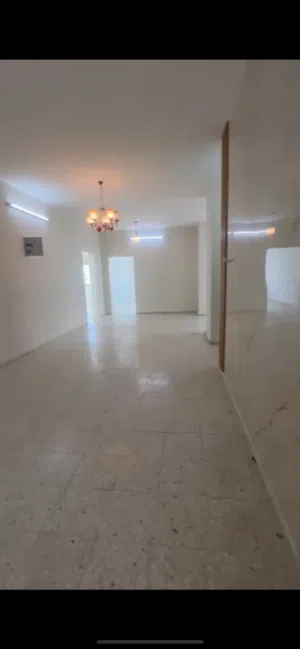 شقة للايجار السنوي، شارع تونس