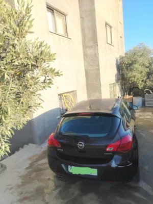 Used Opel Astra in Jenin