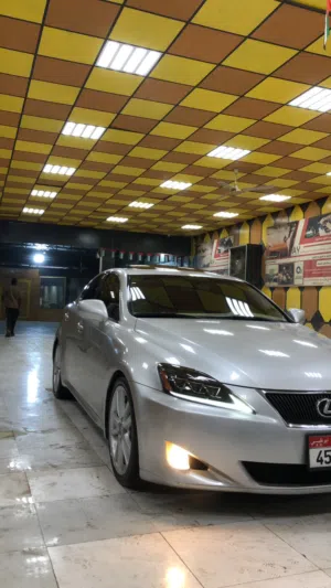 Used Lexus IS in Ras Al Khaimah