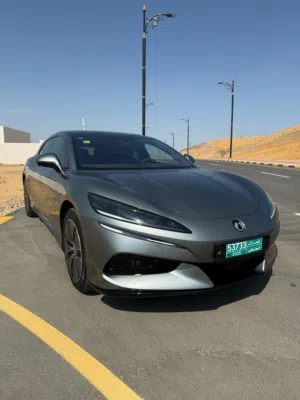 Denza Z9 GT من دينزا التابعة لـ BYD 2024قوه تصل الى 950حصان