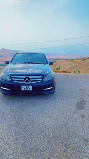مرسيدس c300 2011