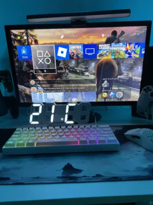 شاشه 21.5 بوصه شغاله وممتازه