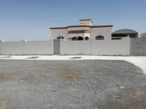 193 m2 3 Bedrooms Townhouse for Rent in Al Batinah Rustaq