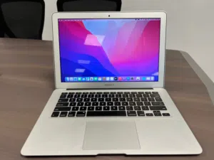 Macbook Air 13-inch 2017