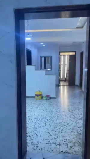 عقار شقة ماشاءالله سكنية للإيجار في مدينة طرابلس منطقة الفرناج بعد مصحة طرابلس علي يمين