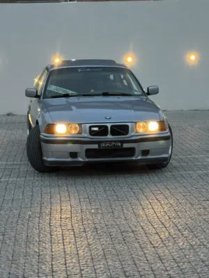 بي ام ارنوب 320i كوبيه
