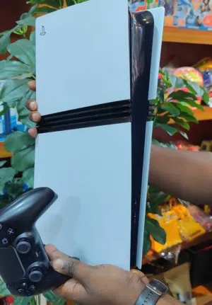 مطلوب بليستيشن 5 برو pro مستعمل