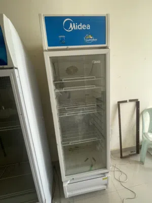 ثلاجات نظيفةوشغالة ورخيصه