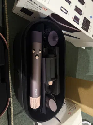 Dyson Airwrap HS08 – Luxury Hair Styling Experience