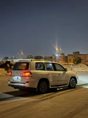 لكزس 2013 LX570