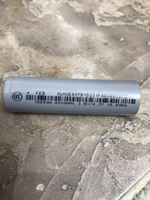 Batteries 18650 , 21700 and cr