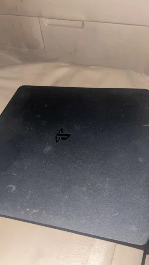 بلايستيشن 4 للبيع