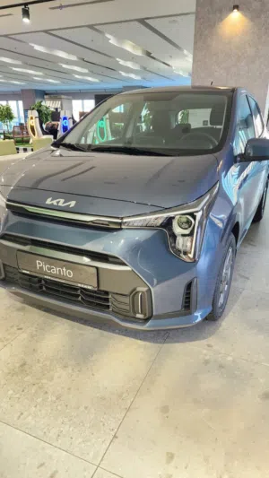 HatchBack Kia in Amman
