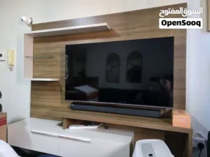 طاولة تلفزبون مقاس 160 ب 180