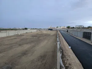 400 متر ارض للبيع  كوشان طابوا تصنيف ( A ) كل الخدمات ( طريق معبد زفته - مياه - كهرباء ) مسورة