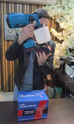 فرد رش دهان بطارياتتحكم كامل تشطيب أنظف ونتيجة أدقأداة مصممة لتعطيك شغل مرتب مهما كان نوع الدهان .