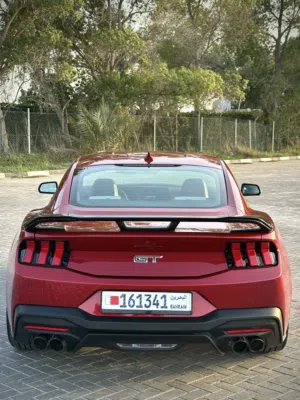 Mustang 2024 Premium Auto only 8k km