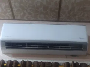 سبلت كرافت طن ونص للبيع السبلت بيه ليك نقص غاز جهاز كمبريسر شرط شغال تجي تفتحه من البيت