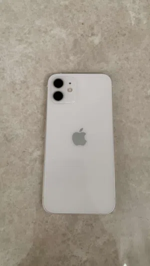 Apple iPhone 12 128 GB in Al Ain