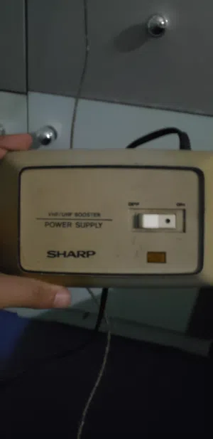جهاز تقوية إشارة هوائي التلفزيون (VHF/UHF Booster) ماركة SHARP الأصلية بيحسن استقبال القنوات