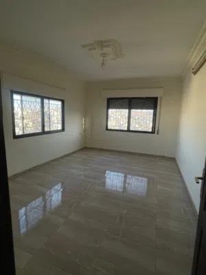 130 m2 3 Bedrooms Apartments for Rent in Zarqa Dahiet Al Amera Haya