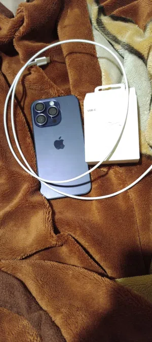 i phone 14 pro 256. Good origami
