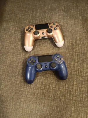 يدين PS4 مستخدمين غير اصلين