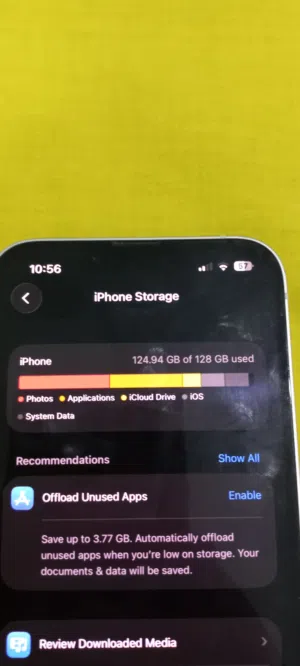 Apple iPhone 13 128 GB in Amman