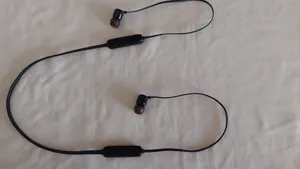 Headsets . Used3