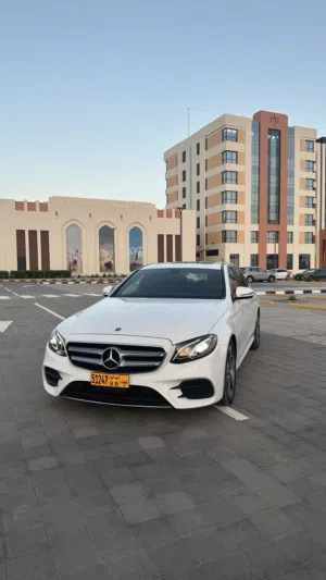 Used Mercedes Benz E-Class in Al Dakhiliya