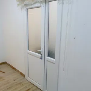 باب نضيف كامل
