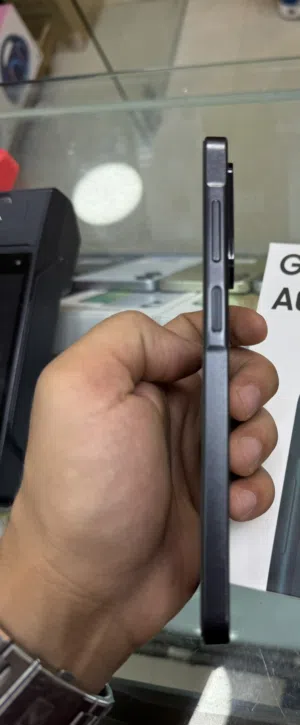 تلفون A26 جهاز مستعمل أسبوع معه شحن متعه