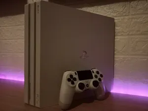 ps4 pro بلستيشن 4 برو مش مفتوح ولا مصلح وكالة ولا خدش راكب عليه ssd