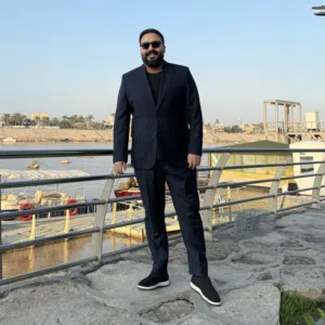 عمر سمير ثابت 