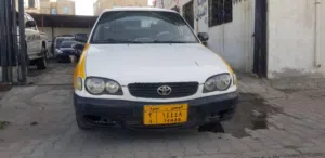 تويوتا كورلا خليجي مديل 2000