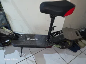 Electric scooter / Bike with 2 keys. Flawless