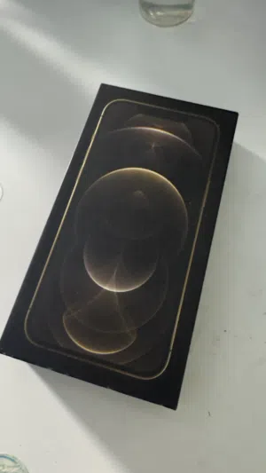 Apple iPhone 12 Pro Max 128 GB in Basra